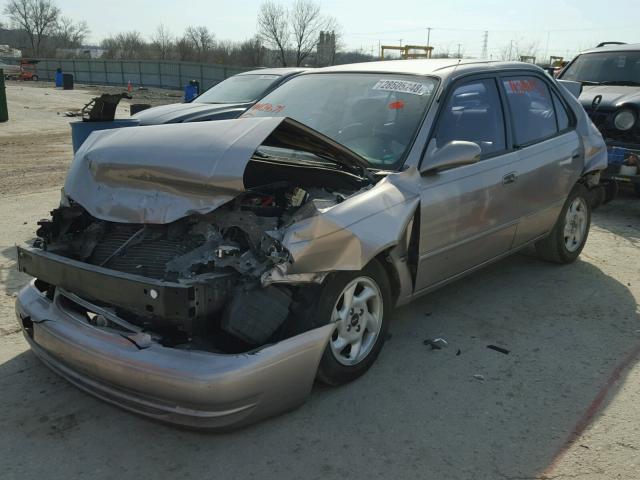 1NXBR18E6WZ139017 - 1998 TOYOTA COROLLA VE BEIGE photo 2