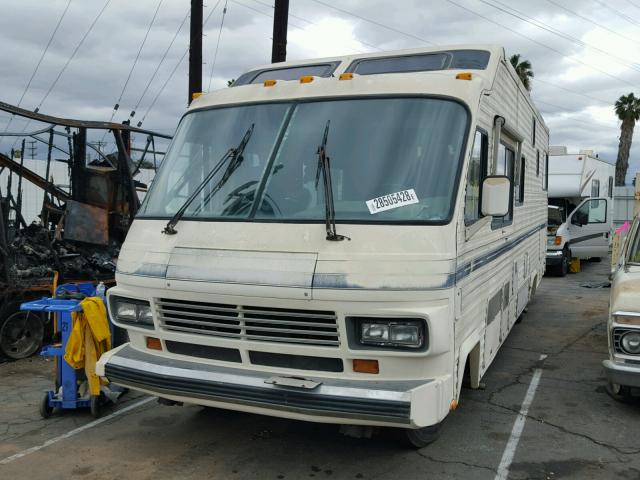 1GDKP37W0J3502986 - 1988 GMC MOTOR HOME BEIGE photo 2