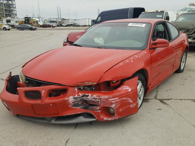 1G2WP12K82F239195 - 2002 PONTIAC GRAND PRIX RED photo 2