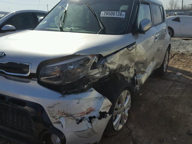 KNDJP3A57G7846588 - 2016 KIA SOUL + SILVER photo 9