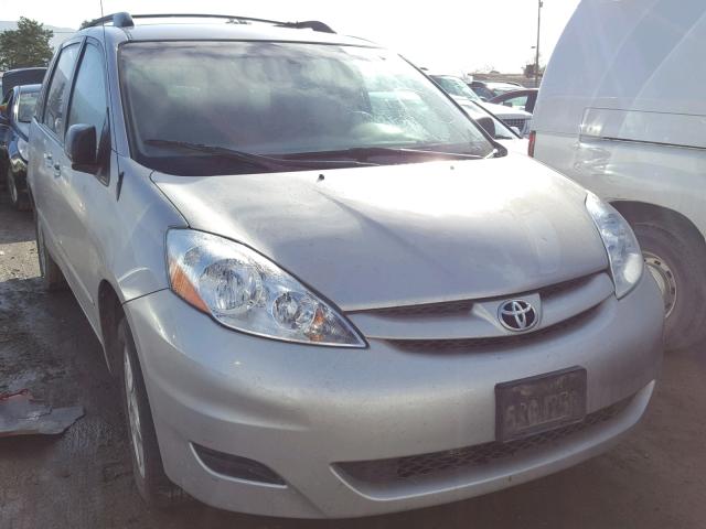 5TDBA23C46S056732 - 2006 TOYOTA SIENNA LE SILVER photo 1