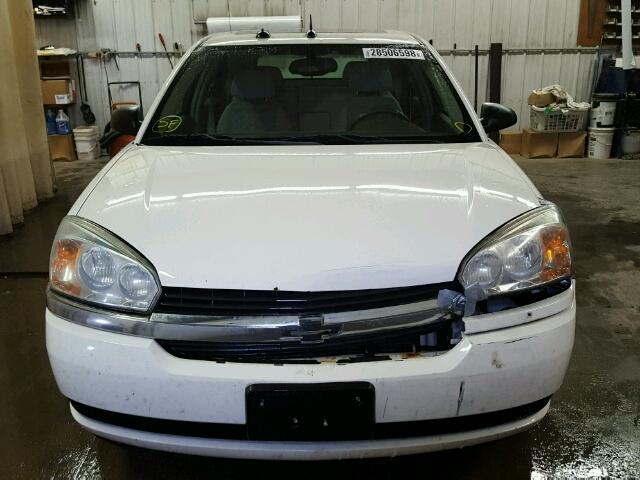 1G1ZT64854F215192 - 2004 CHEVROLET MALIBU MAX WHITE photo 9