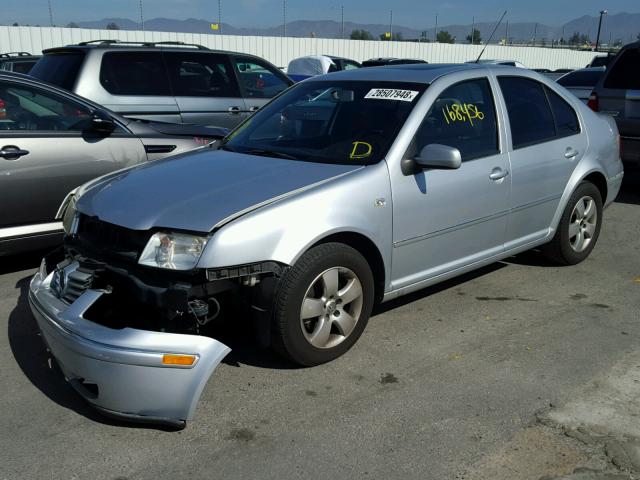 3VWSK69M85M033423 - 2005 VOLKSWAGEN JETTA GLS SILVER photo 2