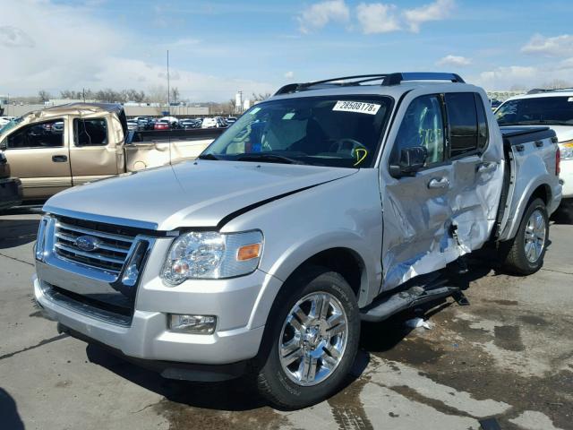 1FMEU3DE6AUF05922 - 2010 FORD EXPLORER S SILVER photo 2