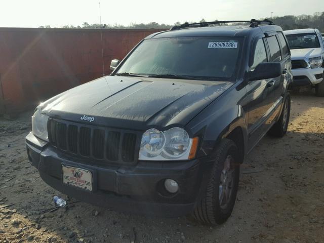 1J8HS48P17C502622 - 2007 JEEP GRAND CHER BLACK photo 2