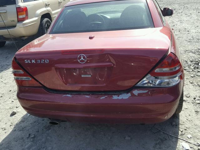 WDBKK65F11F174756 - 2001 MERCEDES-BENZ SLK 320 RED photo 6