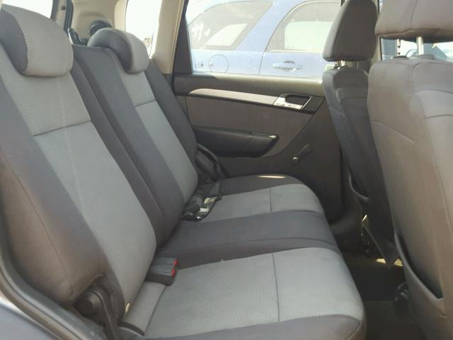 KL1TD66E99B649750 - 2009 CHEVROLET AVEO LS GRAY photo 6