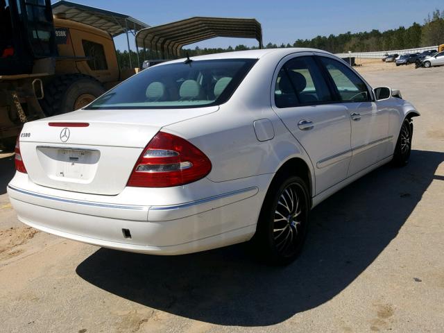 WDBUF70J63A174542 - 2003 MERCEDES-BENZ E 500 WHITE photo 4