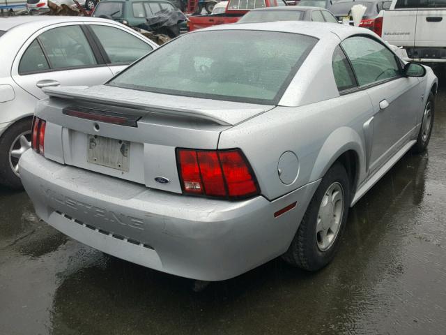 1FAFP4041YF161200 - 2000 FORD MUSTANG SILVER photo 4