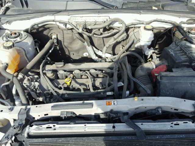 1FMCU9D79AKC79818 - 2010 FORD ESCAPE XLT SILVER photo 7