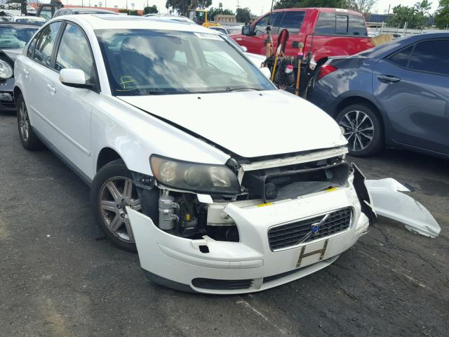 YV1MS682042009838 - 2004 VOLVO S40 T5 WHITE photo 1