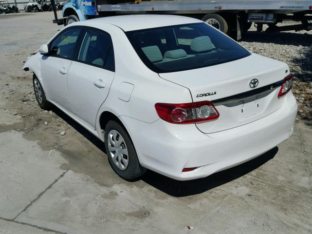 2T1BU4EE6BC554015 - 2011 TOYOTA COROLLA BA WHITE photo 3