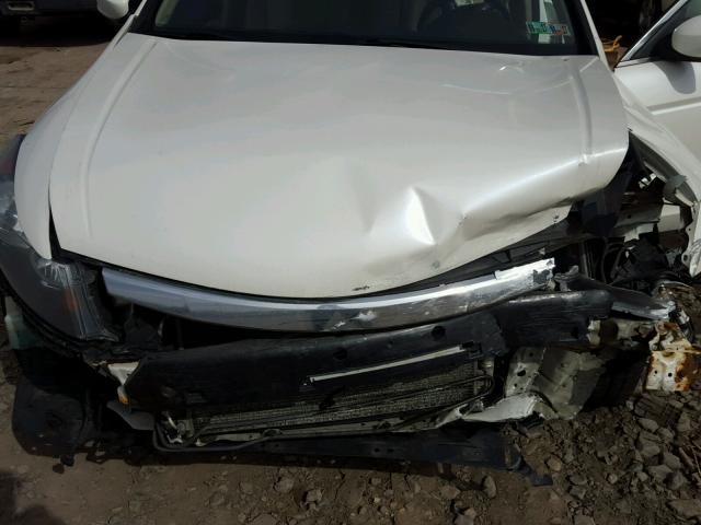 1HGCP3F82BA003696 - 2011 HONDA ACCORD EXL WHITE photo 7