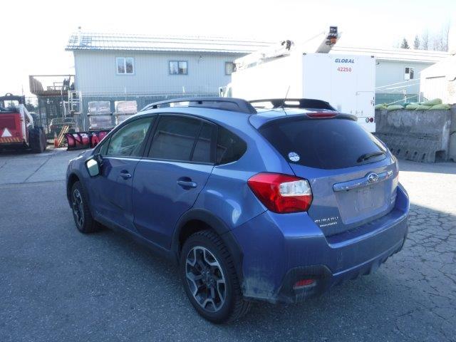 JF2GPABCXG9302331 - 2016 SUBARU CROSSTREK BLACK photo 3