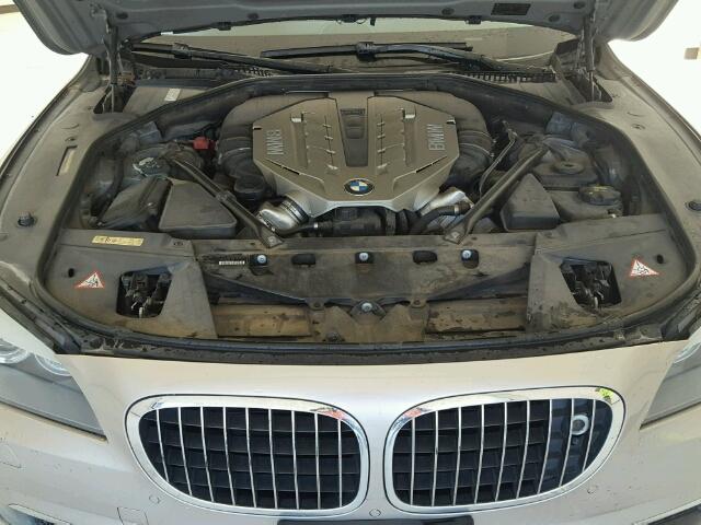 WBAKB83549CY61926 - 2009 BMW 750 LI SILVER photo 7