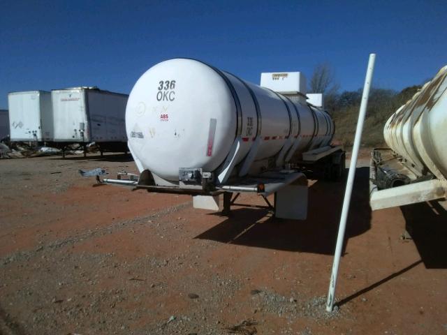 2T9T21432CB089083 - 2012 TANK TRAILER WHITE photo 3