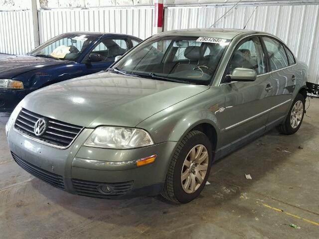 WVWPD63B13P191815 - 2003 VOLKSWAGEN PASSAT GLS GREEN photo 2