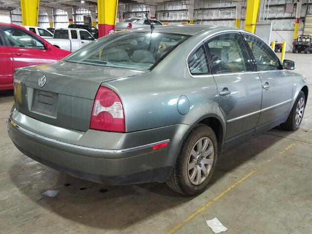 WVWPD63B13P191815 - 2003 VOLKSWAGEN PASSAT GLS GREEN photo 4