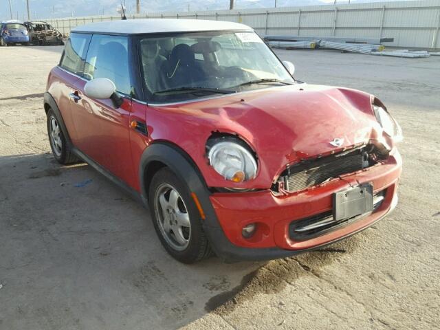 WMWSU3C55BTX96751 - 2011 MINI COOPER RED photo 1