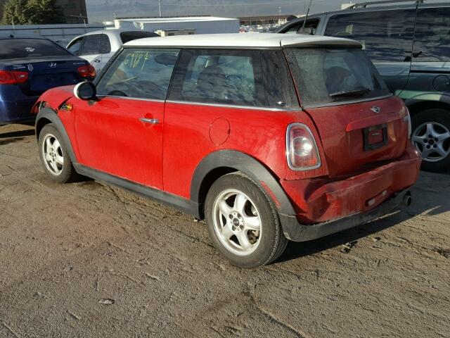 WMWSU3C55BTX96751 - 2011 MINI COOPER RED photo 3