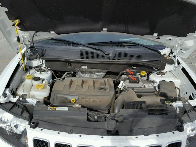 1C4NJDBB2GD632090 - 2016 JEEP COMPASS SP WHITE photo 7