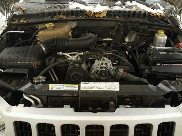 1J4GL48K87W635066 - 2007 JEEP LIBERTY SP SILVER photo 7