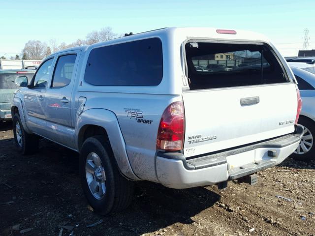 5TELU42NX5Z125824 - 2005 TOYOTA TACOMA DOU SILVER photo 3