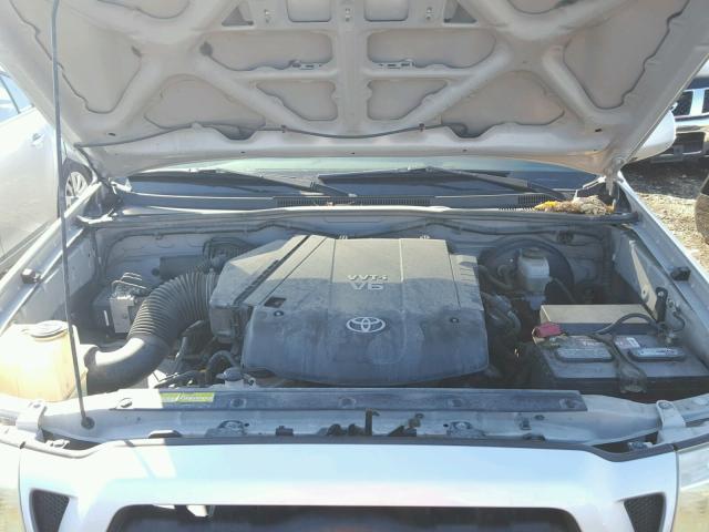 5TELU42NX5Z125824 - 2005 TOYOTA TACOMA DOU SILVER photo 7