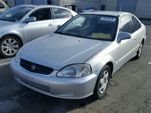 1HGEJ8240YL056128 - 2000 HONDA CIVIC EX SILVER photo 2