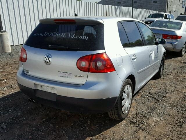 WVWDS71K47W243791 - 2007 VOLKSWAGEN RABBIT SILVER photo 4