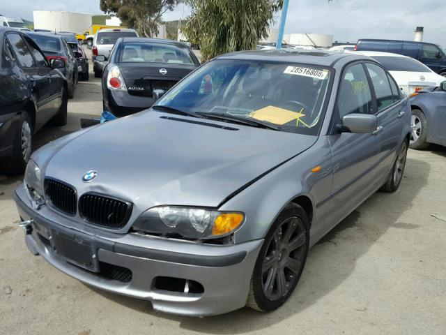 WBAEV33493KL89833 - 2003 BMW 325 I GRAY photo 2