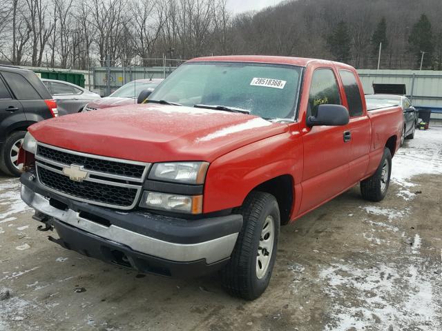 1GCEK19BX6Z215092 - 2006 CHEVROLET SILVERADO RED photo 2