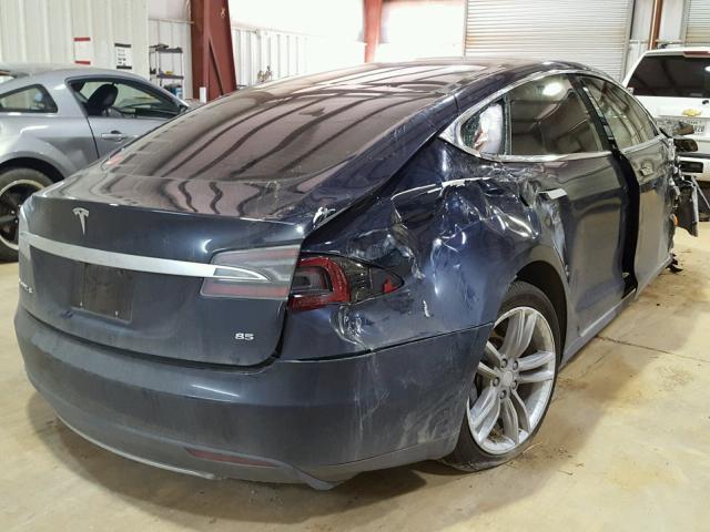 5YJSA1DN5DFP16174 - 2013 TESLA MODEL S BLUE photo 4