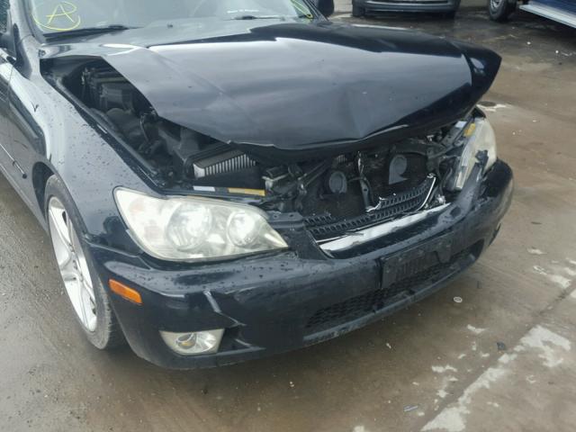 JTHBD192220052481 - 2002 LEXUS IS 300 BLACK photo 9