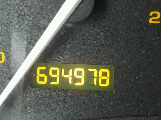 1G8JS52F0YY606533 - 2000 SATURN LS WHITE photo 8