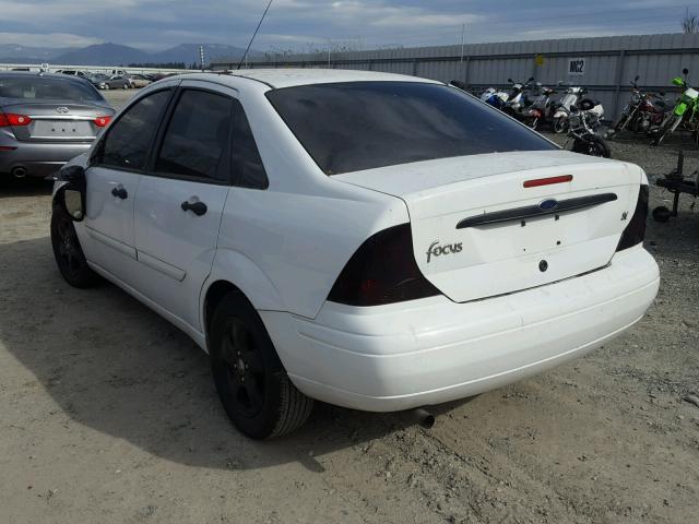 1FAFP34P92W238482 - 2002 FORD FOCUS SE WHITE photo 3