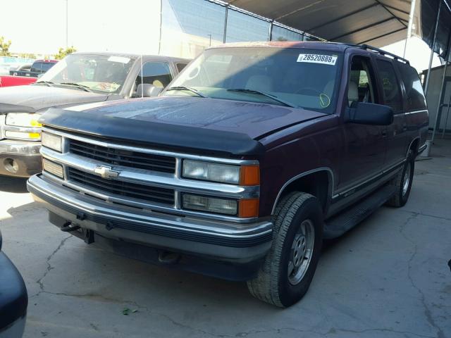 1GNFK16R0WJ313933 - 1998 CHEVROLET SUBURBAN K BURGUNDY photo 2