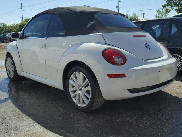 3VWRW3AL1AM007471 - 2010 VOLKSWAGEN NEW BEETLE თეთრი ფოტო 3