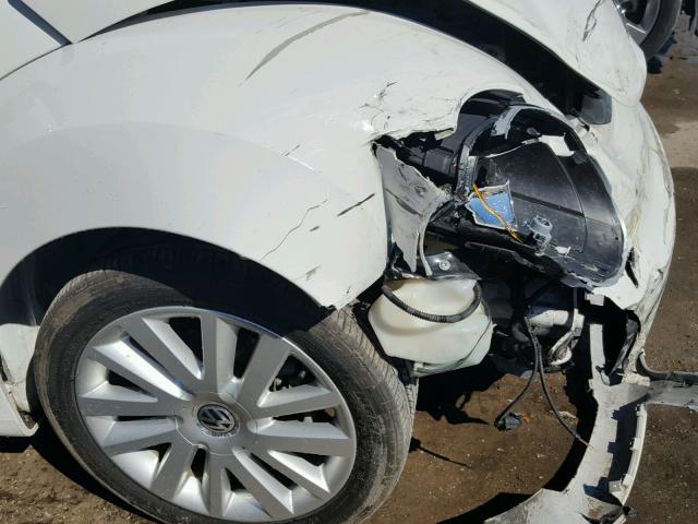 3VWRW3AL1AM007471 - 2010 VOLKSWAGEN NEW BEETLE თეთრი ფოტო 9