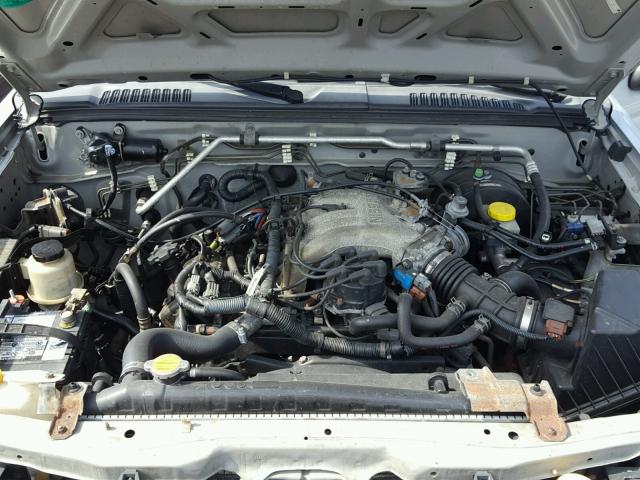 5N1ED28T33C658446 - 2003 NISSAN XTERRA XE SILVER photo 7