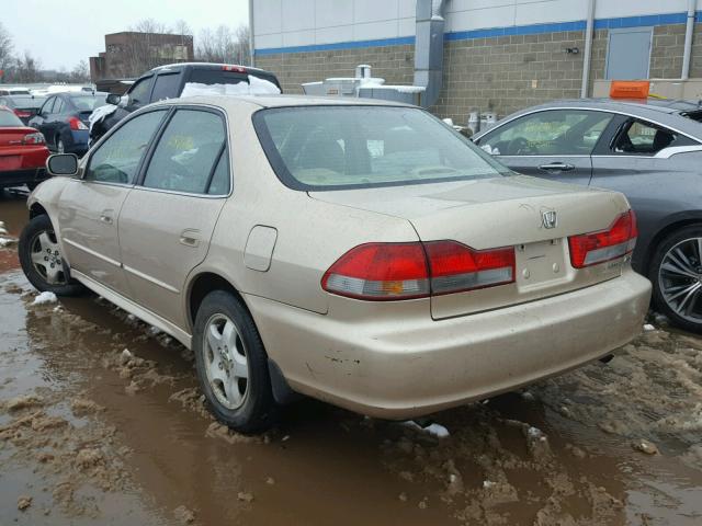 1HGCG16541A016166 - 2001 HONDA ACCORD EX GOLD photo 3