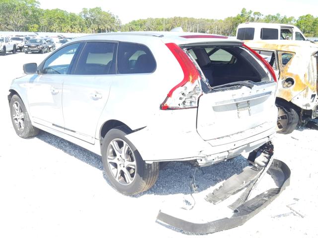 YV4902RC5F2579559 - 2015 VOLVO XC60 T6 SILVER photo 3