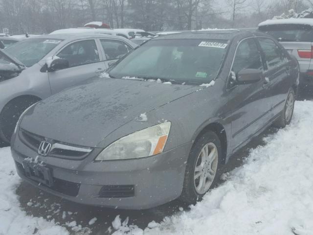 1HGCM56857A026644 - 2007 HONDA ACCORD EX GRAY photo 2