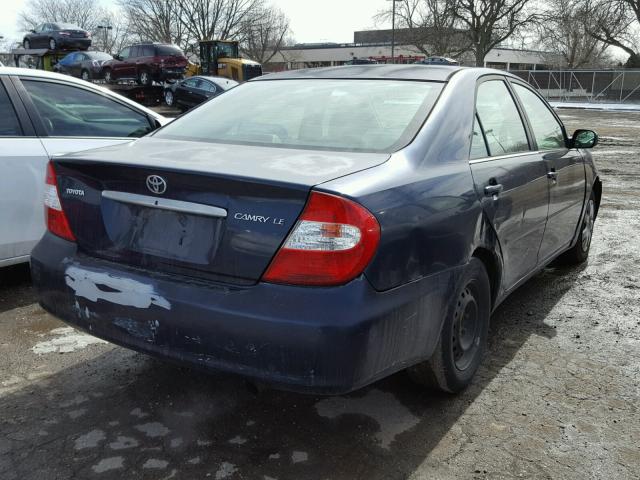 4T1BE32K63U245601 - 2003 TOYOTA CAMRY LE BLUE photo 4