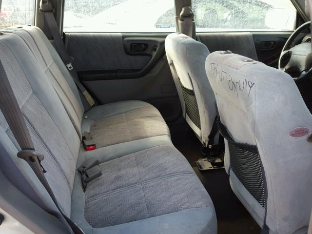 JF1SF65611H737708 - 2001 SUBARU FORESTER S SILVER photo 6