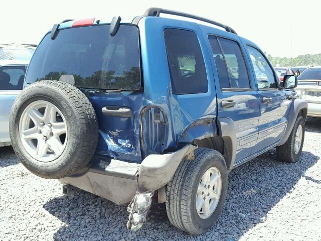 1J8GK48KX3W541217 - 2003 JEEP LIBERTY BLUE photo 4