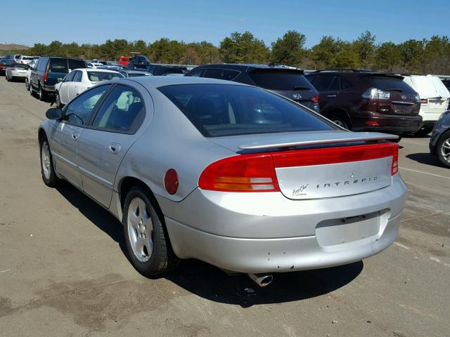 2B3HD76V6YH379825 - 2000 DODGE INTREPID R GRAY photo 3