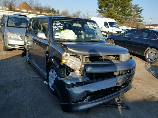 JTLKT324950195383 - 2005 TOYOTA SCION XB GREEN photo 1