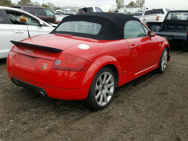 TRUUF28N341016128 - 2004 AUDI TT 3.2 RED photo 4