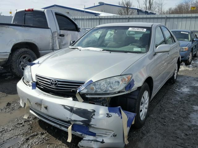 4T1BE32K26U129123 - 2006 TOYOTA CAMRY LE SILVER photo 2